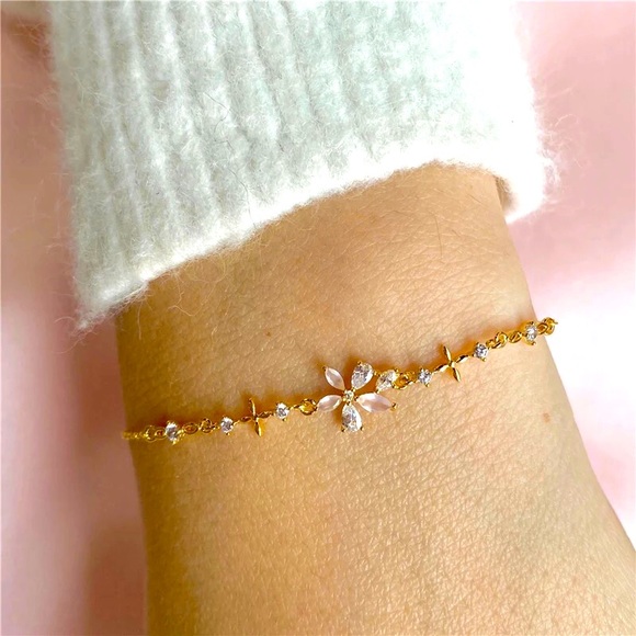 Jewelry - Copper Butterfly Flower Geometry  Bracelet Clavicle Bracelet Charms